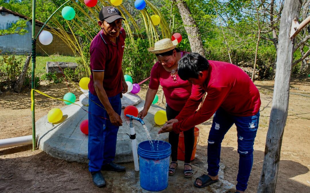 Cosechas de agua aseguran el abastecimiento en hogares de familias lomerianas